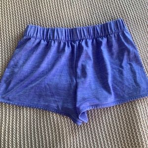 Xersion youth athletic shorts size xl/16